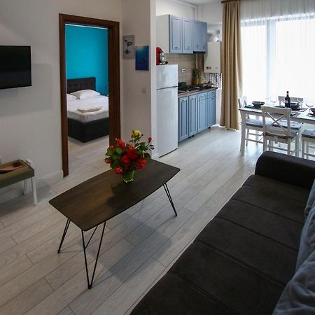 Fratelli Apartments Summerland Mamaia Dış mekan fotoğraf