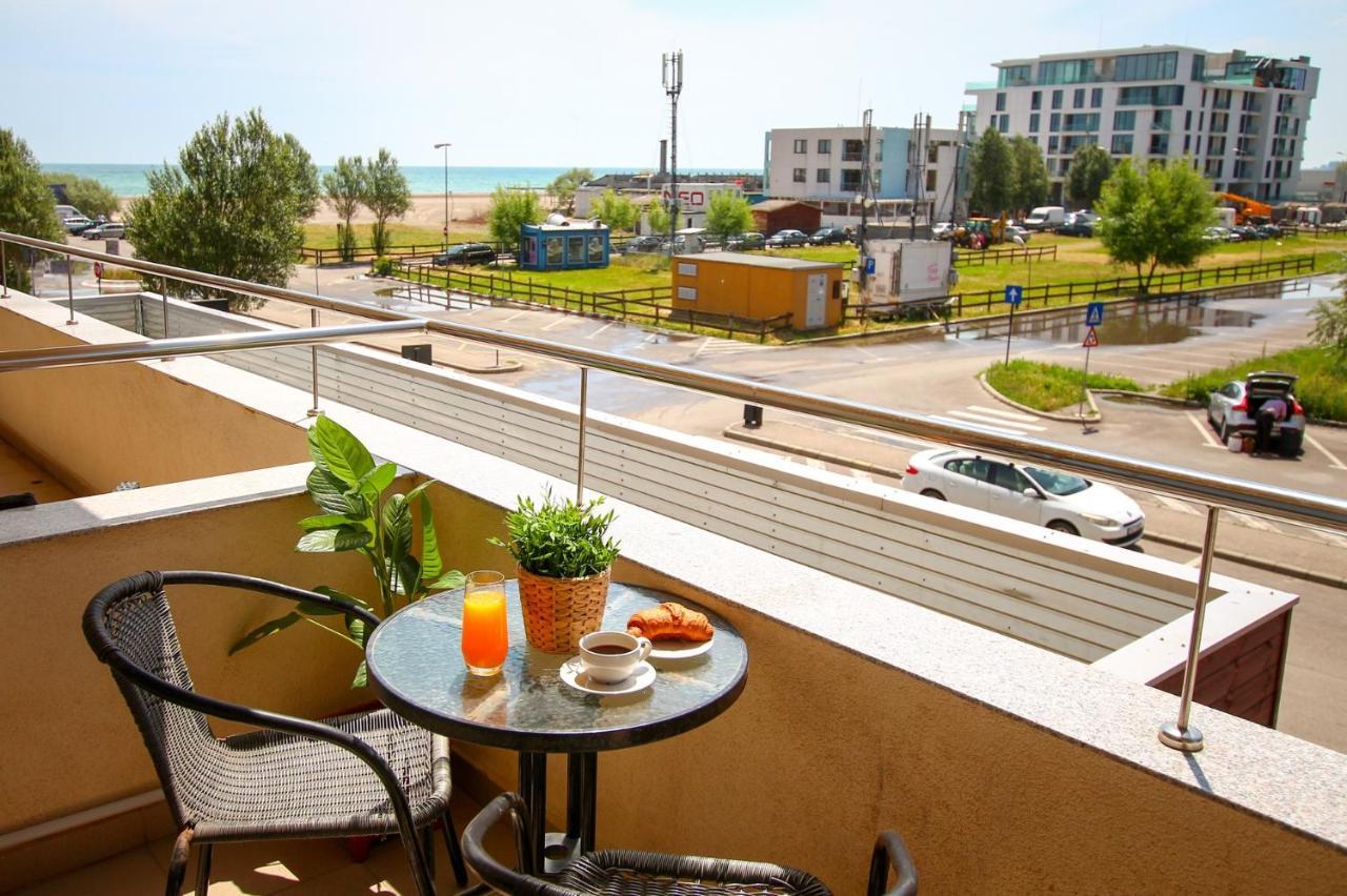Fratelli Apartments Summerland Mamaia Dış mekan fotoğraf