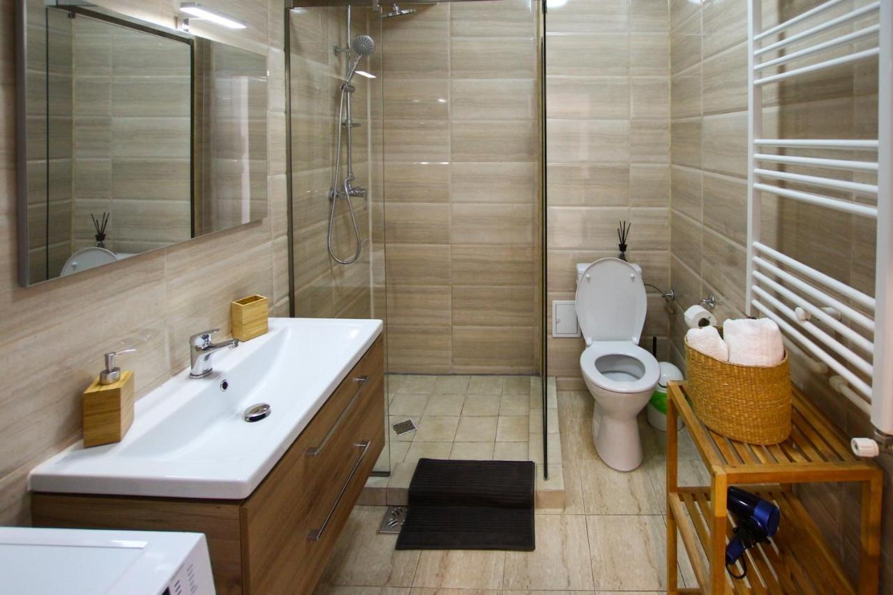 Fratelli Apartments Summerland Mamaia Dış mekan fotoğraf